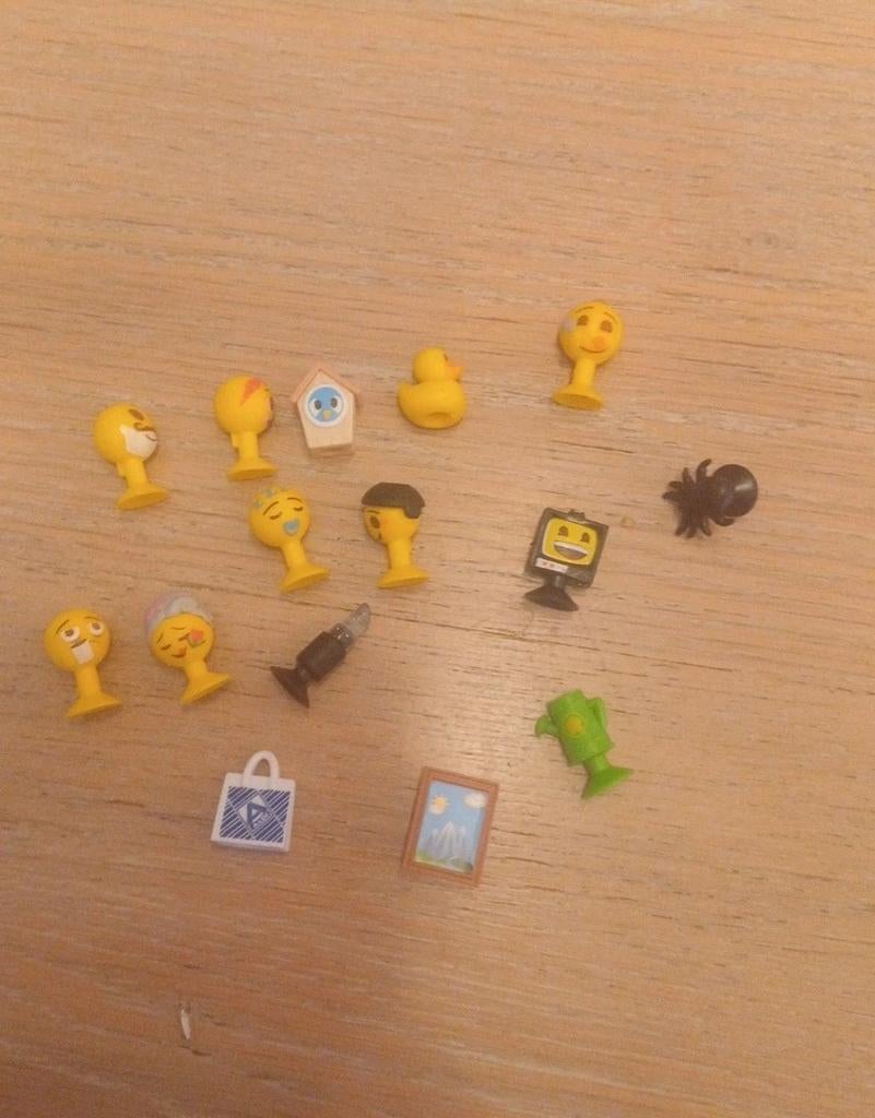 Set Emoji - Aldi - 15 stuks, Ophalen of Verzenden, Zo goed als nieuw, Overige typen