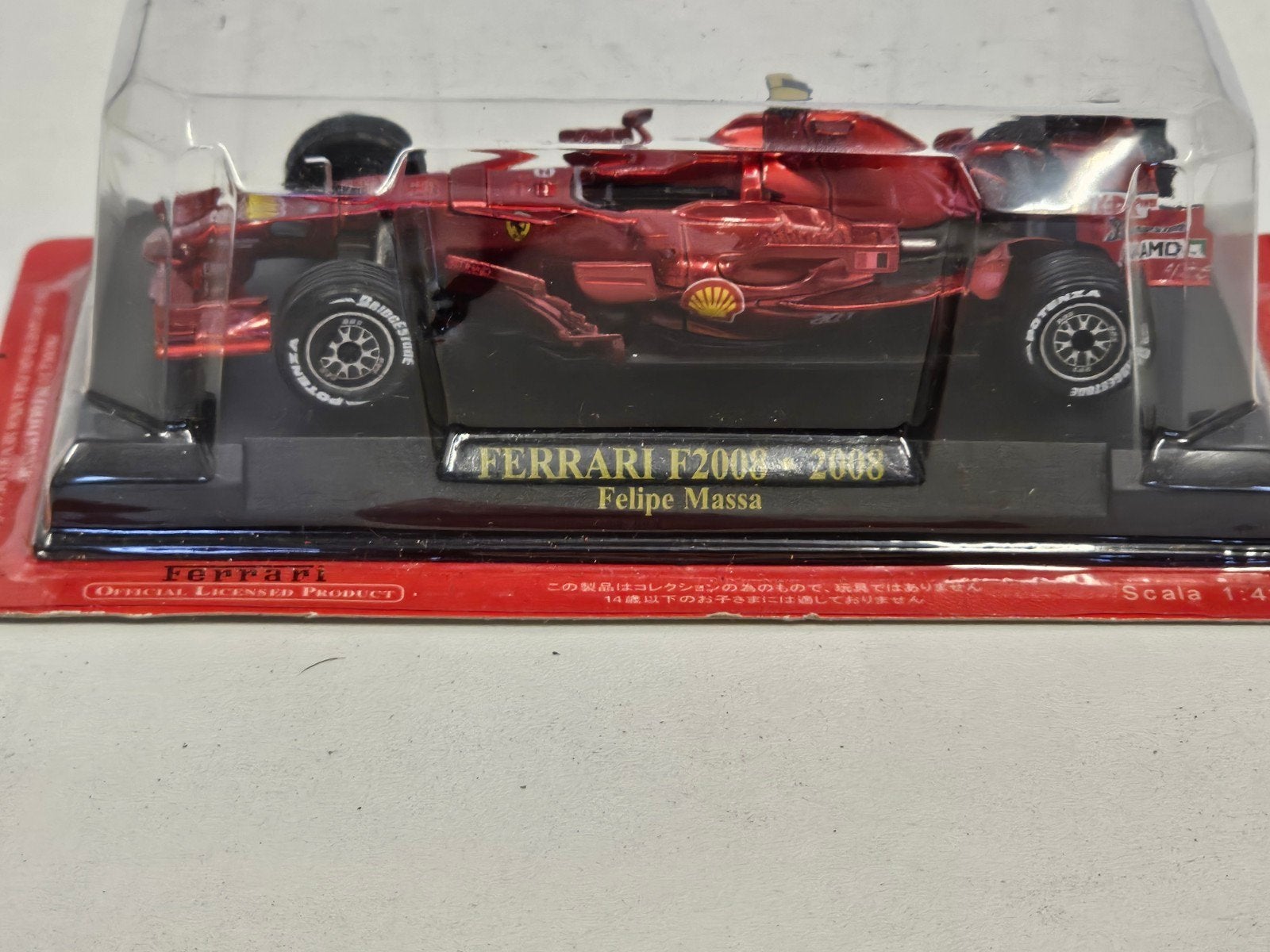 FERRARI F 2008 Felipe Massa

Felipe Massa, Enlèvement ou Envoi
