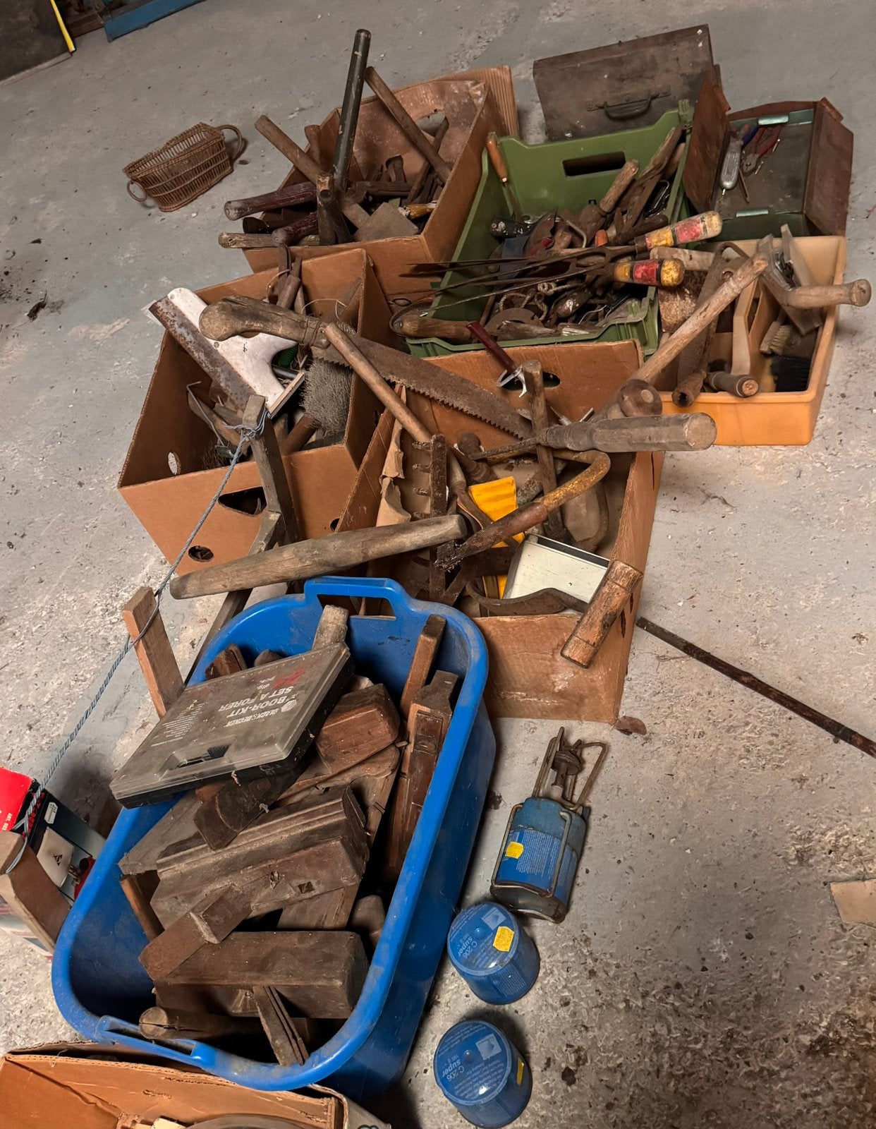 ️ Grand lot d’outils anciens, Antiquités & Art, Curiosités & Brocante, Enlèvement