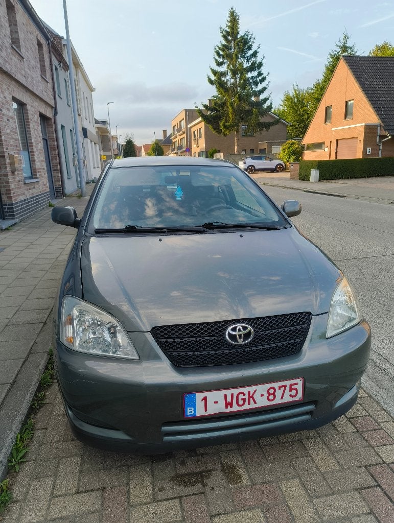 Toyota Corolla met de keuring, Auto's, Stof, Corolla, Handgeschakeld, Grijs
