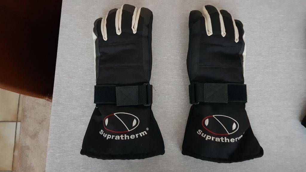 2 paar motorhandschoenen nieuw (prijs/paar), Motoren, Kleding | Motorkleding, Ophalen of Verzenden