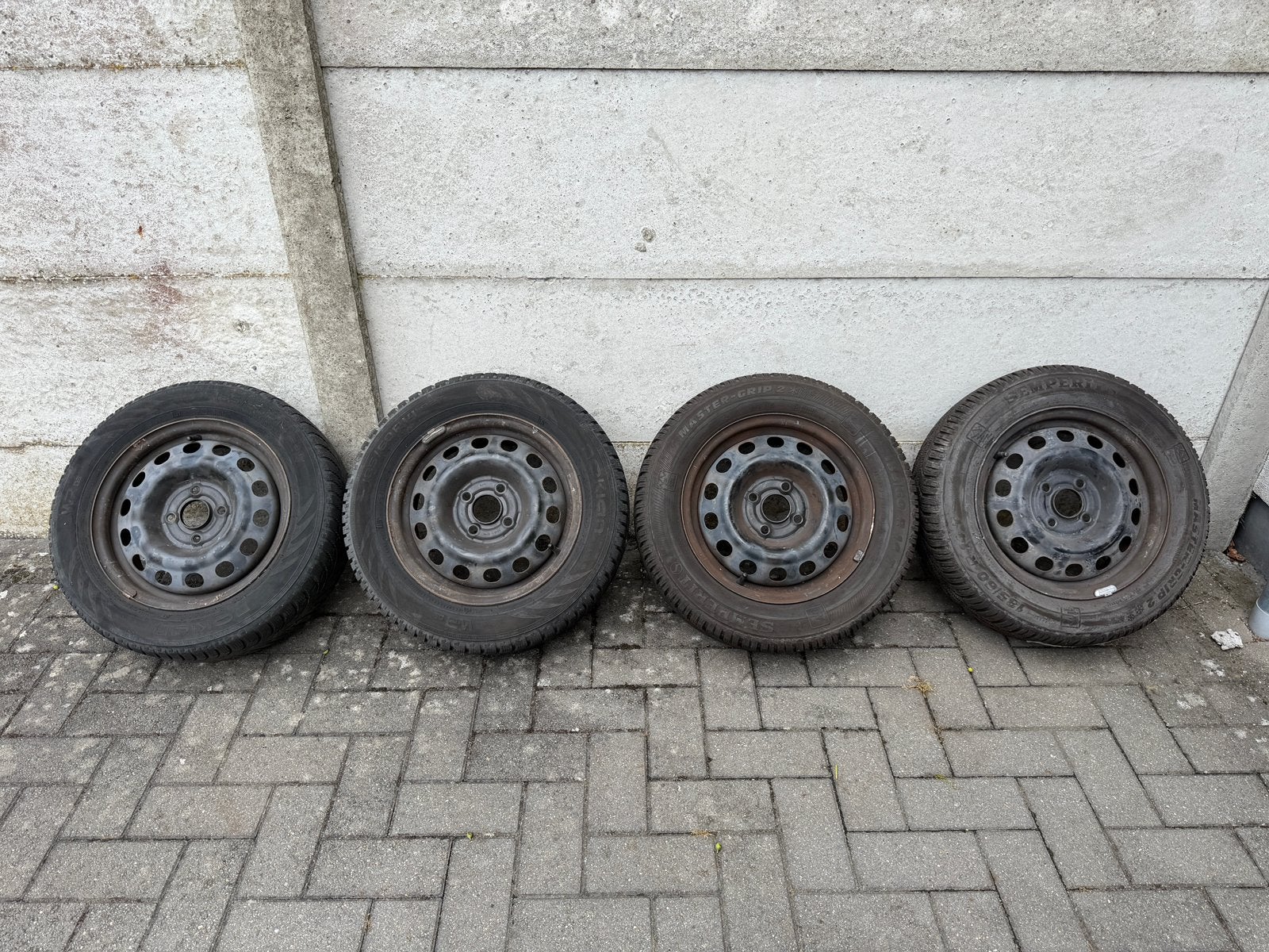 Pneus d'hiver 185/60R14 sur jante en acier Honda CRX Civic, Autos : Pièces & Accessoires, Pneus & Jantes, 14 pouces, Pneus et Jantes