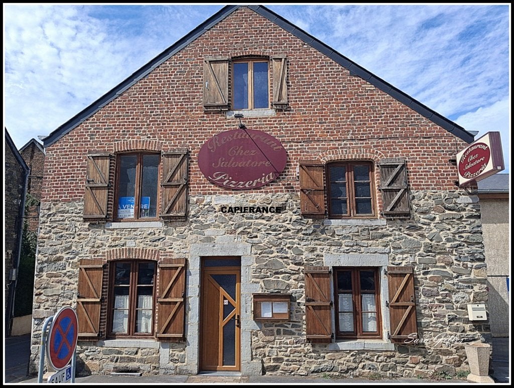Oude pizzeria en gerenoveerd appartement, Immo, Huizen en Appartementen te koop, 199 kWh/m²/jaar, France, 210 m², 3 kamers