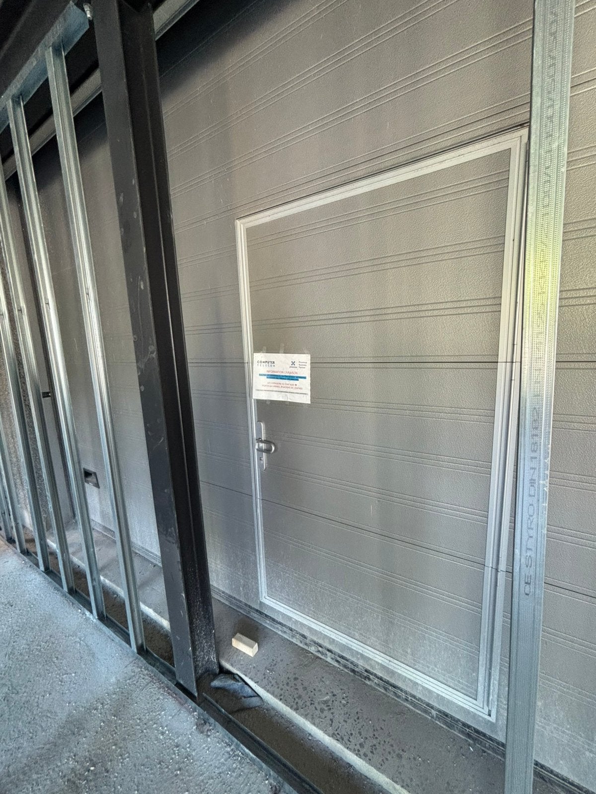 Porte sectionnelle industrielle Nassau 6000 x 4400, Enlèvement, Comme neuf