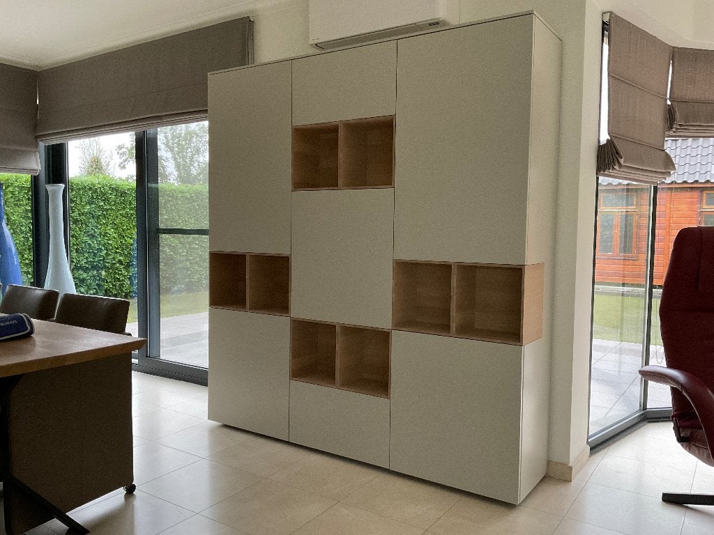 Wandmeubel KARAT Plus kast met houten vakken, Ophalen, Met deur(en), 150 tot 200 cm, Zo goed als nieuw