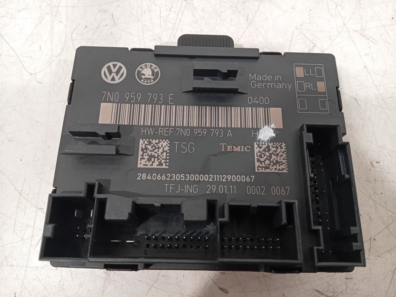 Computer centrale vergrendeling Seat Alhambra, Onderdelen@venauto.nl, Van der Ven Autorecycling B.V., Gebruikt, Ettenseweg 76, 4706 PB Roosendaal, The Netherlands