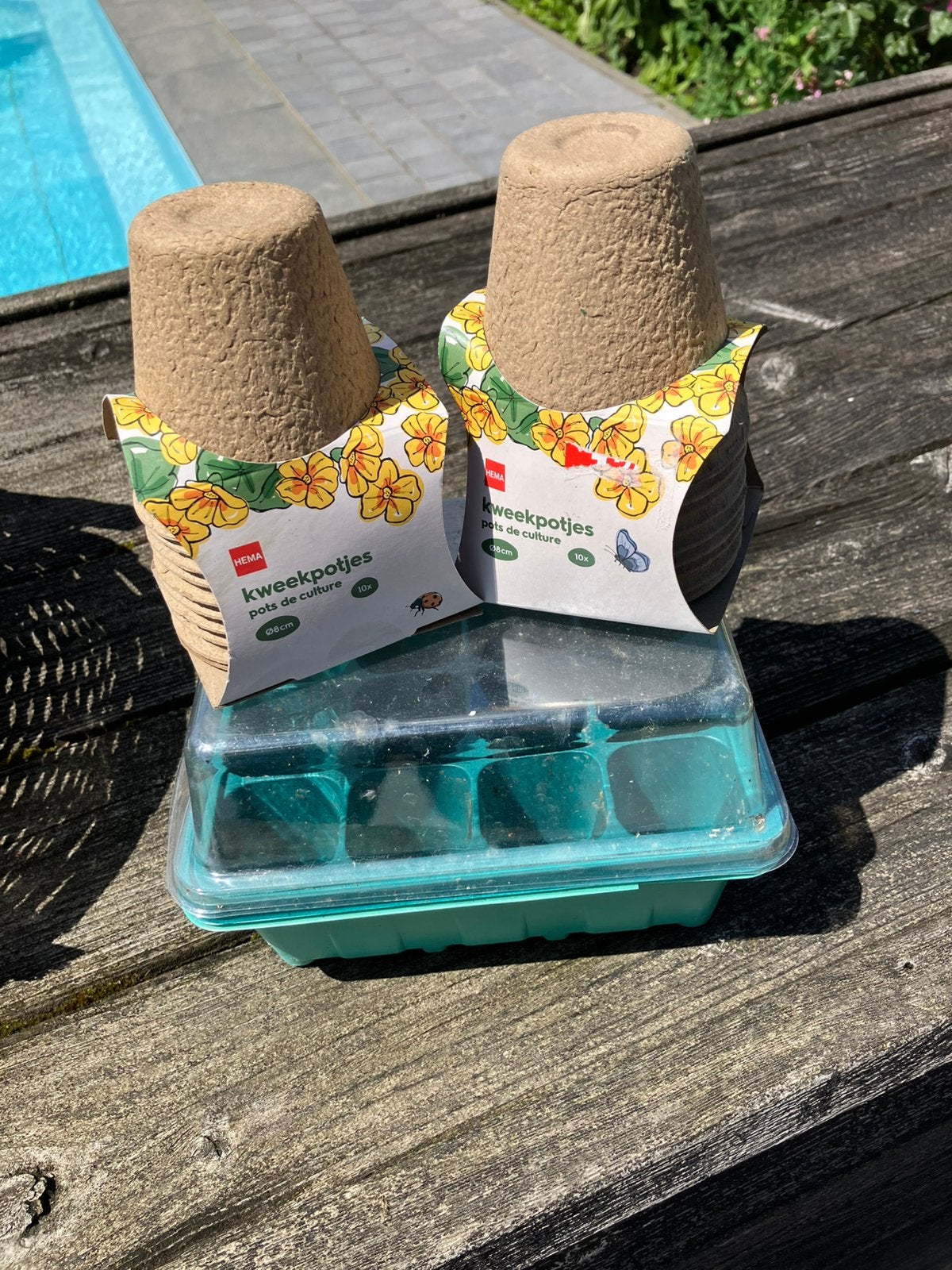 Petit bac de culture et 10 pots de graines compostables, Jardin & Terrasse, Produits de culture, Enlèvement, Comme neuf