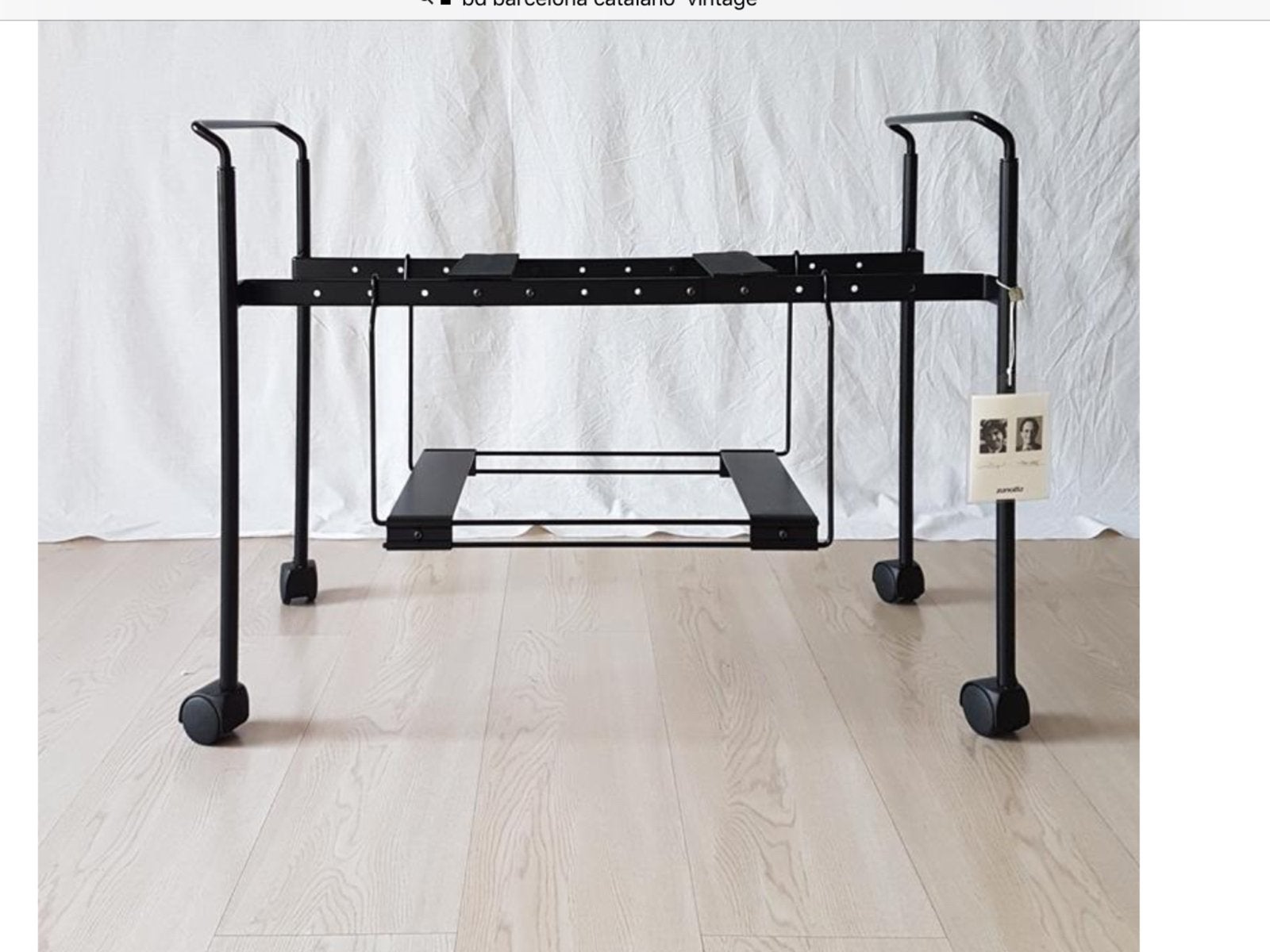 Trolley design Oscar Tusquets, Enlèvement