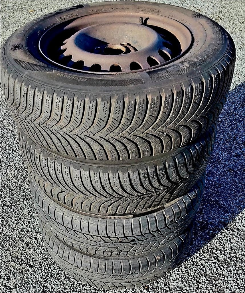 Pneus hiver 185/70-14 avec jantes Opel, 14 pouces, Pneus et Jantes, Pneus hiver, 185 mm