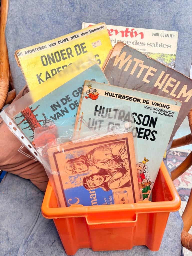 Oude strip ,wel verzamelstrips, Plusieurs comics, Enlèvement, Comme neuf