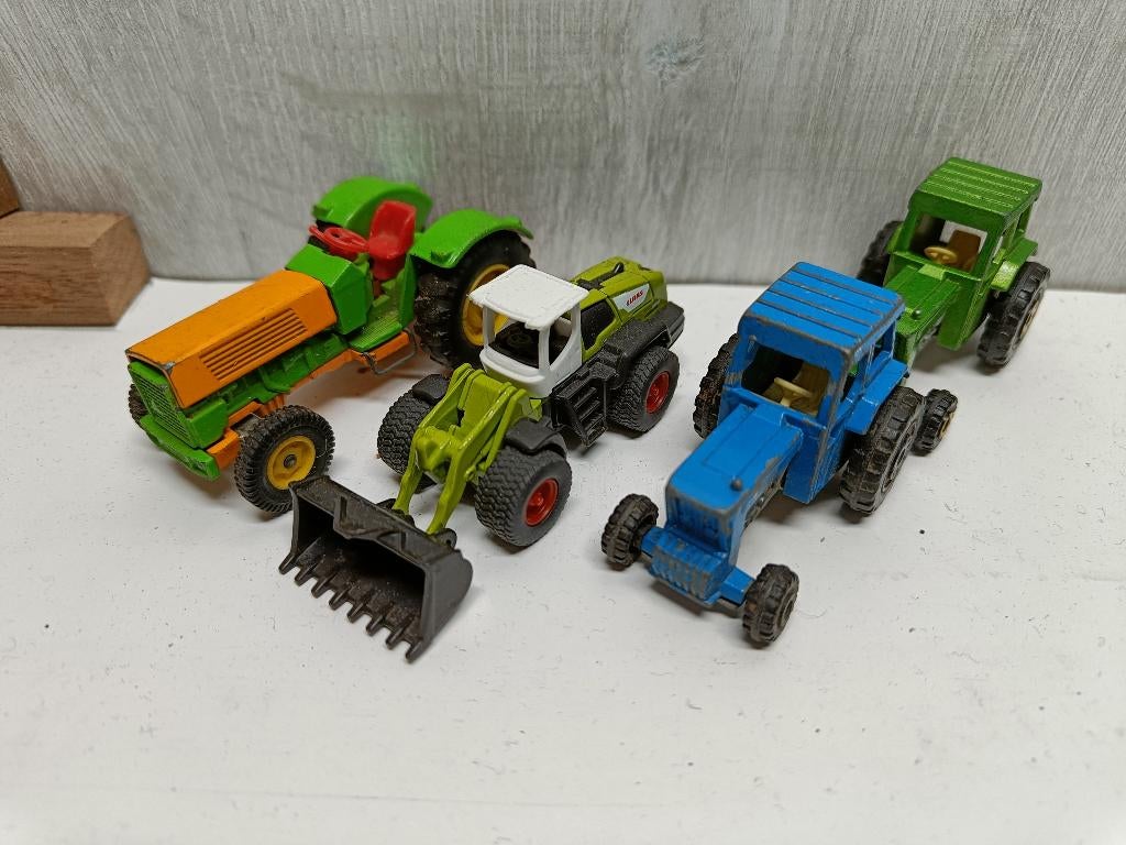 speelgoed lot tractoren Siku matchbox, Ophalen of Verzenden, Gebruikt