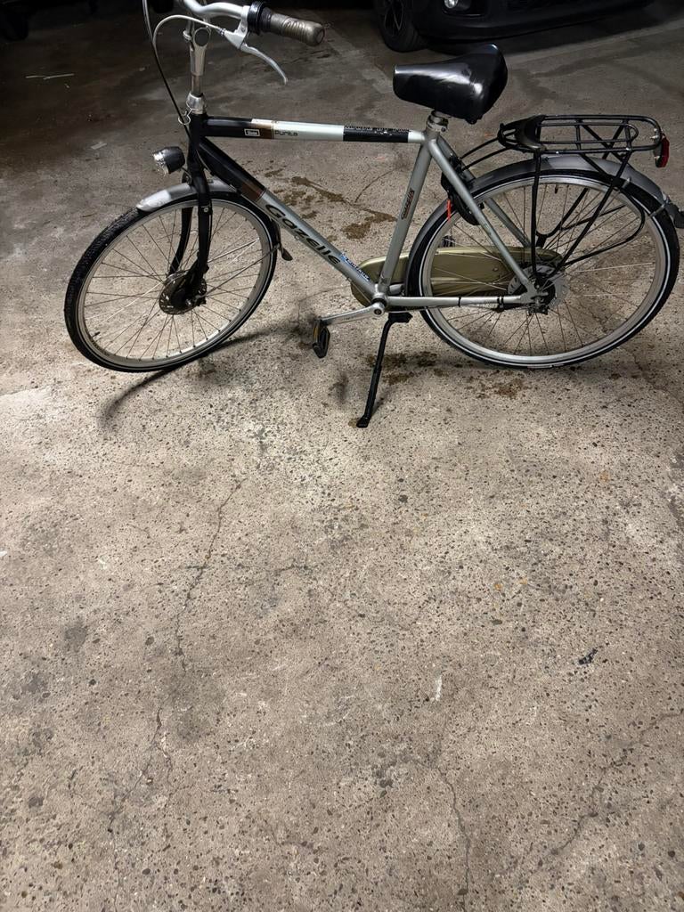 Gazelle Punta – Zeer Degelijke Stadsfiets, Fietsen en Brommers, Fietsen | Heren | Herenfietsen, Ophalen, Zo goed als nieuw, Gazelle