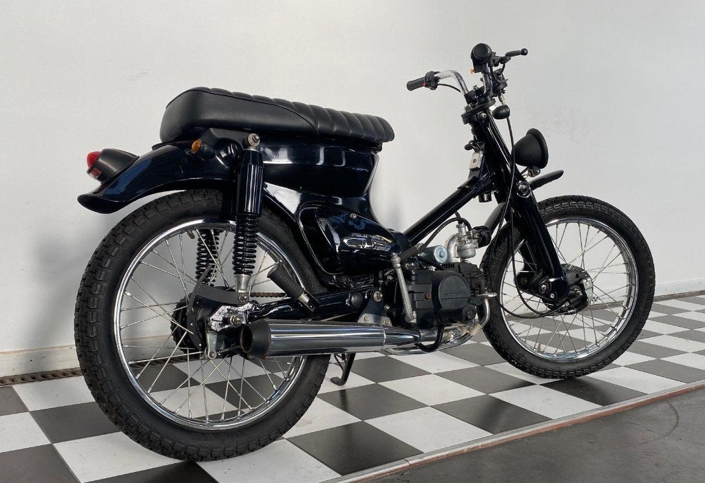 Honda C50 Cub de 1991, Motos, Entreprise, 4 cylindres