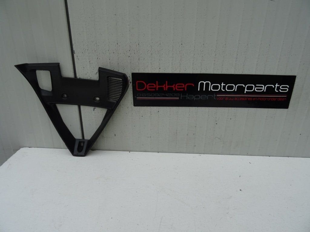 Diehoek in Onderkuip / Afwerkkap Ducati 848 1098 1198, Motos, -, Utilisé, -, -