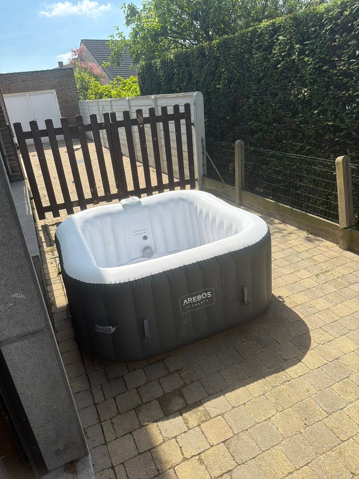 Airbros spa jucuzie 2 personen, Ophalen of Verzenden, Zo goed als nieuw, Afdekzeil, Opblaasbaar