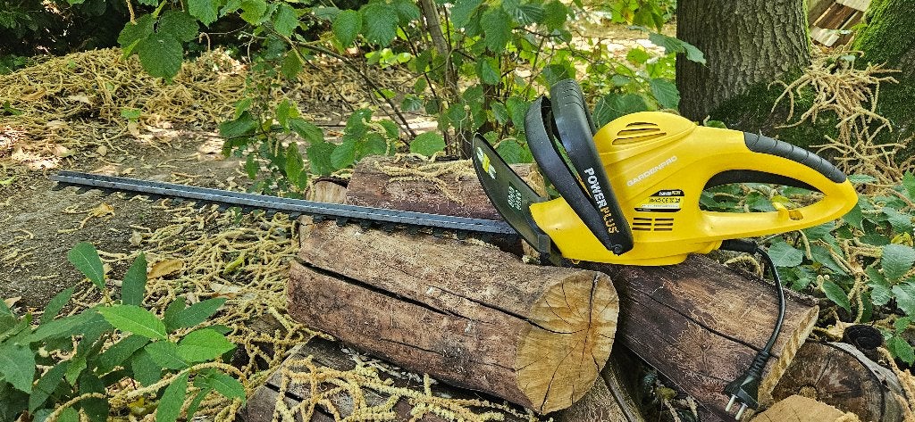 Elektrische heggeschaar Powerplus, Jardin & Terrasse, Taille-haies, Enlèvement, Utilisé, Électrique, Powerplus garden