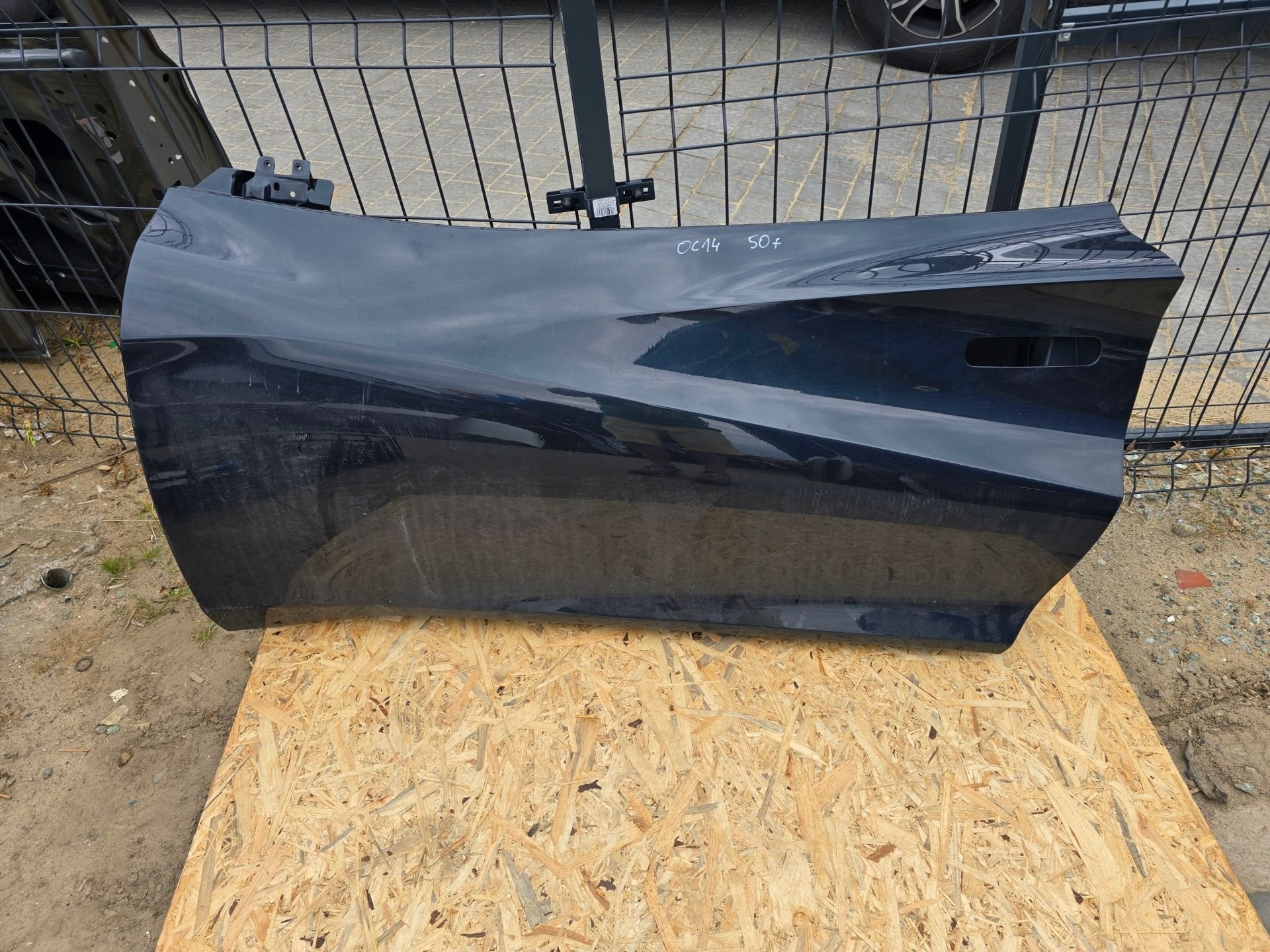 Lotus Emira Portier Links, Auto-onderdelen, Gebruikt, Info@lotuscars.com, Deur, Links