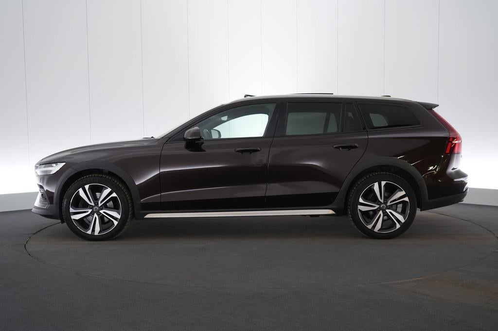 (2AMM189) VOLVO V60 CROSS COUNTRY, Autos, Volvo, Cuir, Euro 6, Entreprise, Carnet d'entretien