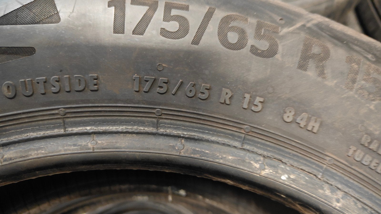 Continental 175/65R15 175/65r14 185/65r14, Enlèvement