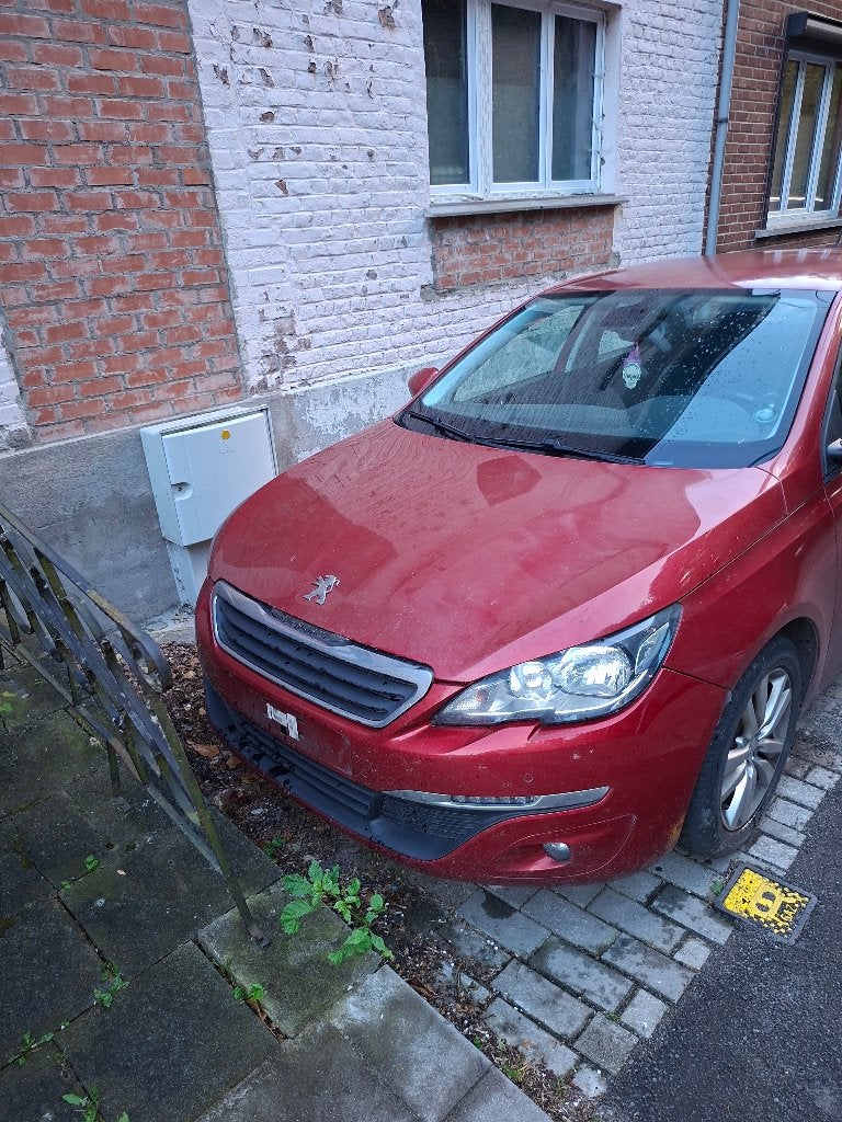 peugeot 308, Autos, Rouge, Euro 6, Boîte manuelle, Noir