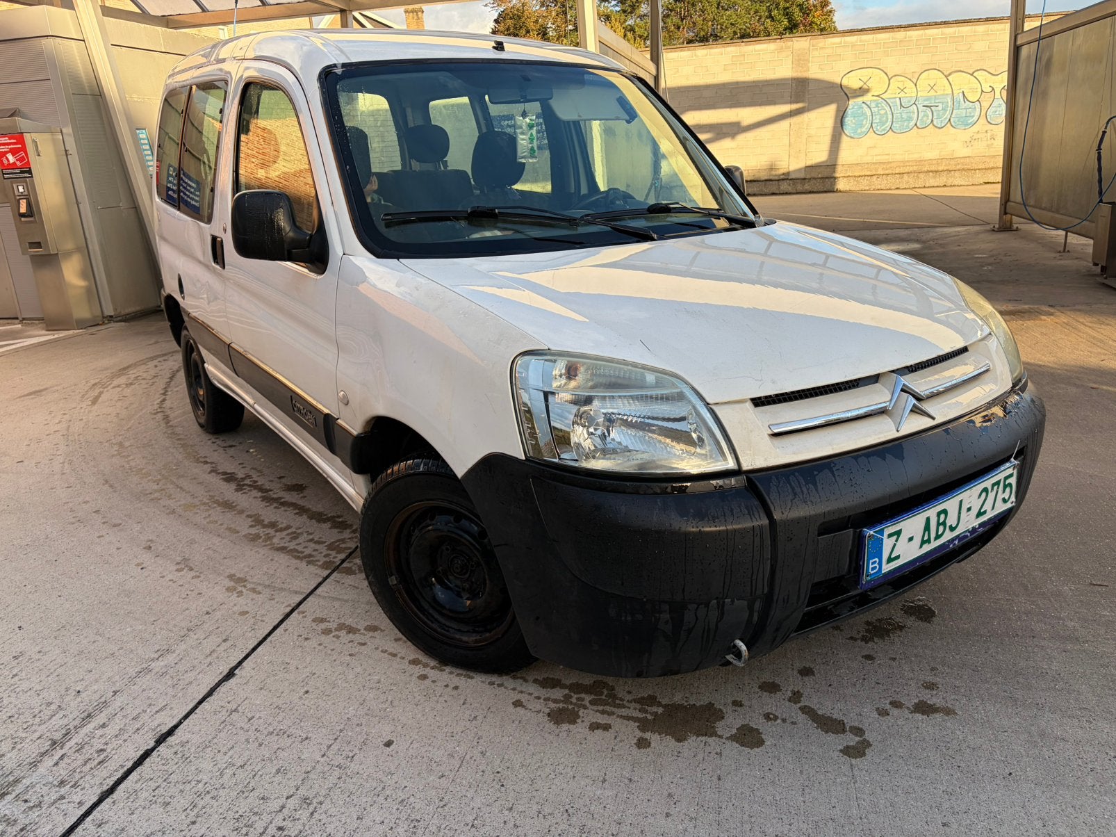 Citroen berlingo 93 000km, Auto's, Voorwielaandrijving, 4 deurs, 1398 cc, 4 cilinders