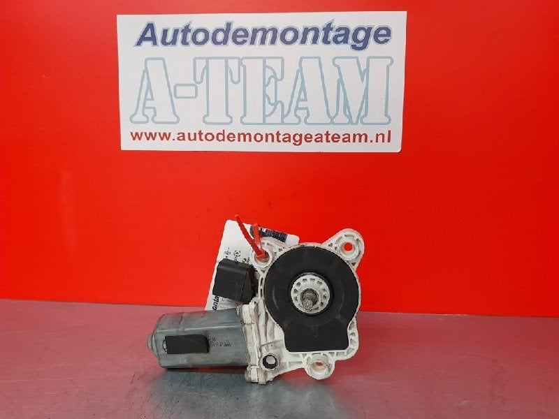 MOTEUR LEVE VITRE ELECTRIQUE S (W220) (|A2118201842|), Brose SE, Mercedes-Benz, Info@brose.com, Utilisé