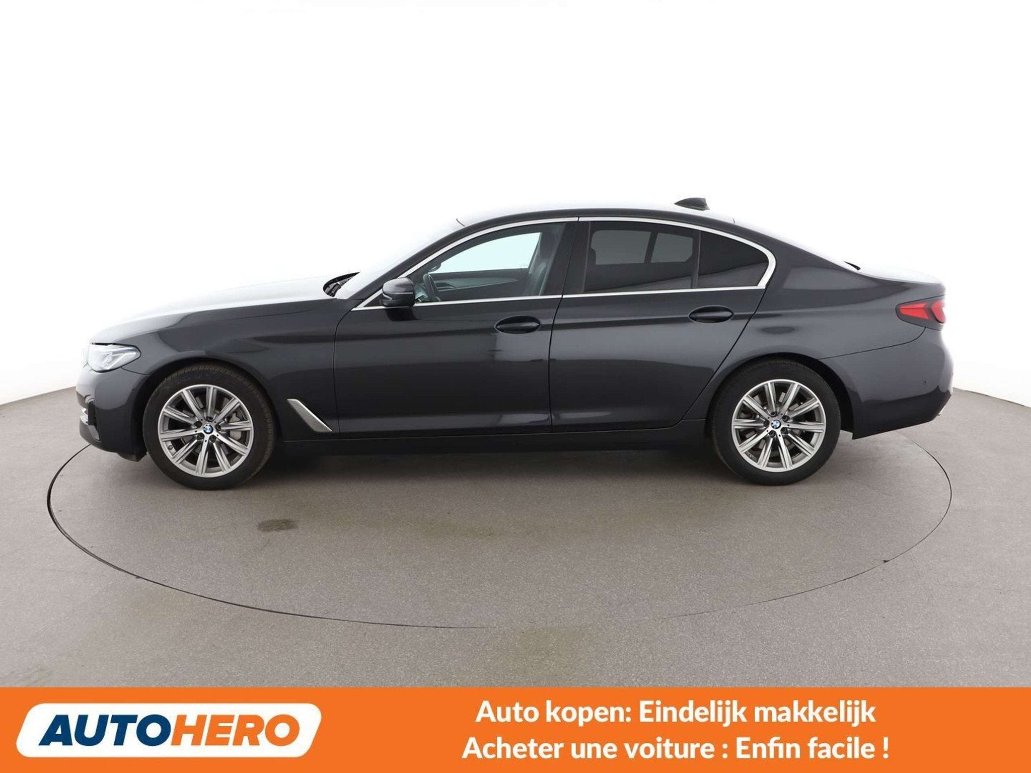 BMW 5 Serie 530 530i Mild-Hybrid xDrive (automatique), Autos, Noir, 1998 cm³, Quatre roues motrices / 4X4, Occasion