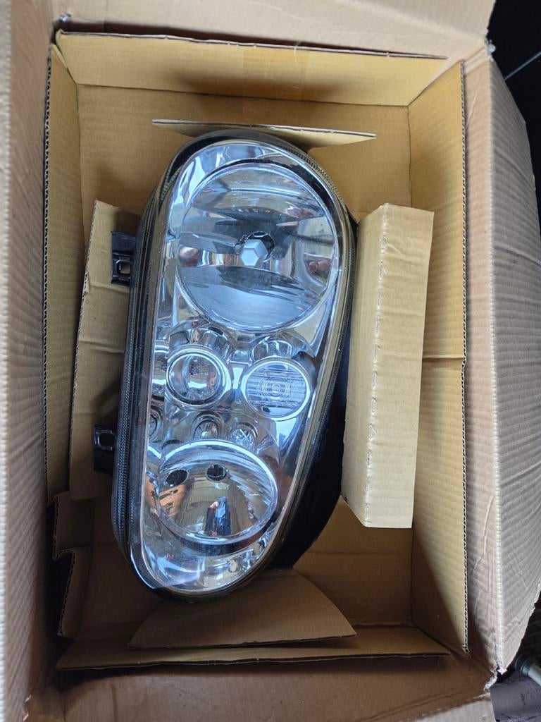Rechter koplamp golf 4 , nieuw in doos, Auto-onderdelen, Ophalen, Nieuw, Volkswagen
