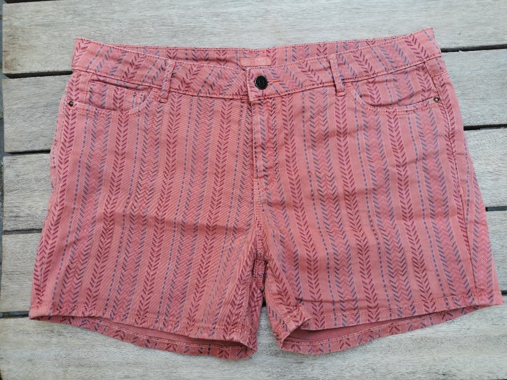 Short Esprit XXL oranje, Kleding | Dames, Spijkerbroeken en Jeans, Esprit, Ophalen of Verzenden, Zo goed als nieuw, Overige kleuren