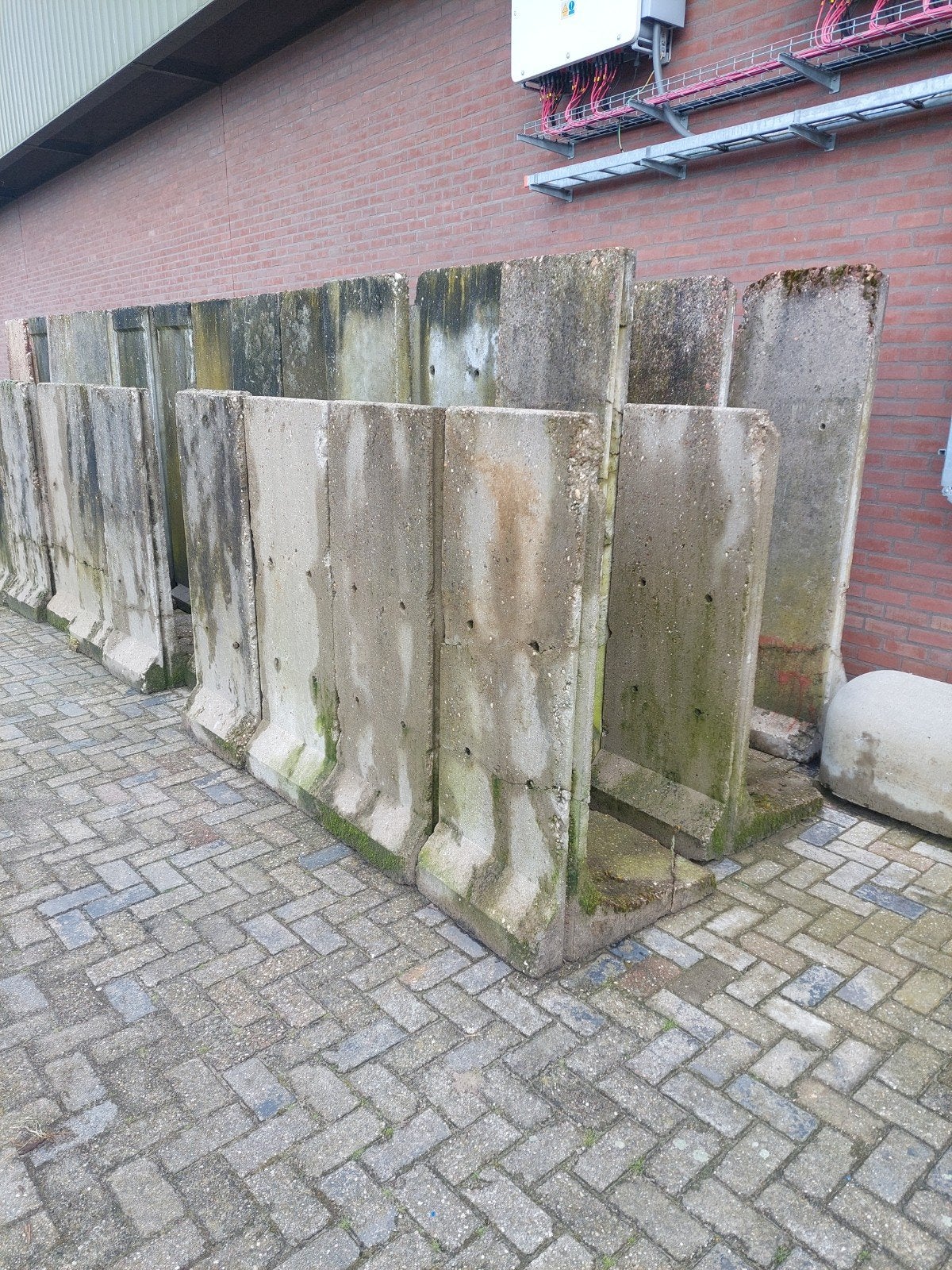 Supports en L en béton à vendre, Jardin & Terrasse, Palissades, 6 mètres ou plus, Enlèvement, Utilisé, 1 à 2 mètres