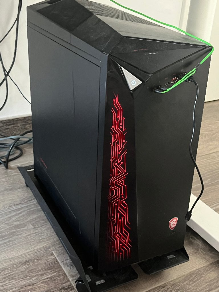 MSI MAG H410 Infinite (MS-B915) GAMING, MSI, Avec carte vidéo, 8 GB, Comme neuf