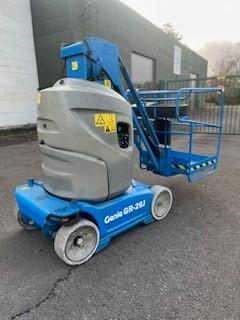 Genie GR26J Hoogwerker, Ophalen