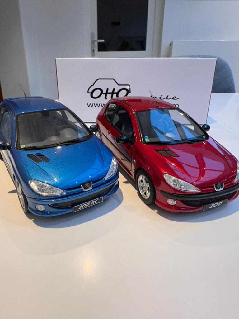Set van 2 Peugeot 206 1/18 Ottomobile in doos, Ophalen of Verzenden, Nieuw, Auto, OttOMobile