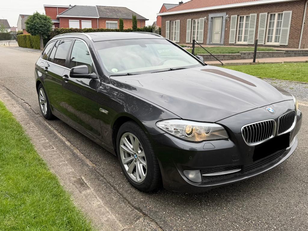 BMW 520d Touring Automaat – Leder – Navi – Pano–Meeneemprijs, Euro 5, Achterwielaandrijving, 1995 cc, 4 cilinders