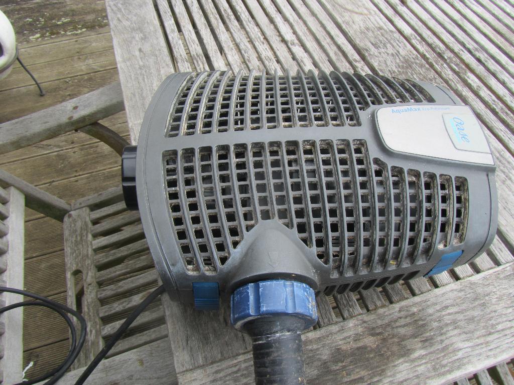 Pompe de bassin Oase Aquamax Eco Premium 16000l, Enlèvement ou Envoi, Utilisé, Pompe de bassin