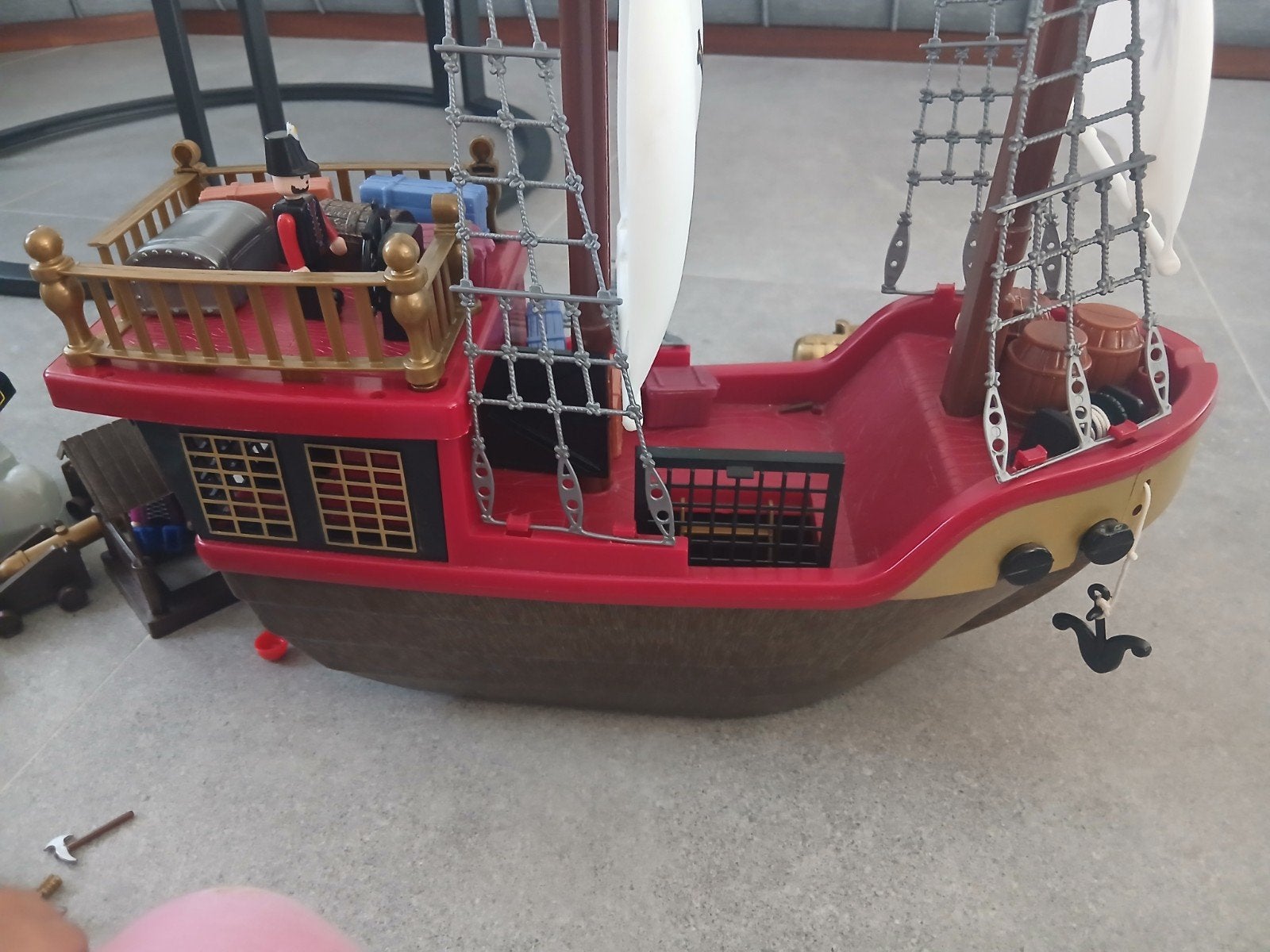 Piratenboot speelgoed, Ophalen