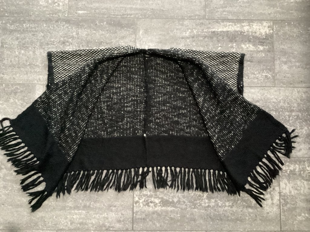 Sjaal/ Poncho Guess, Kleding | Dames, Guess, Ophalen of Verzenden, Zo goed als nieuw, Sjaal
