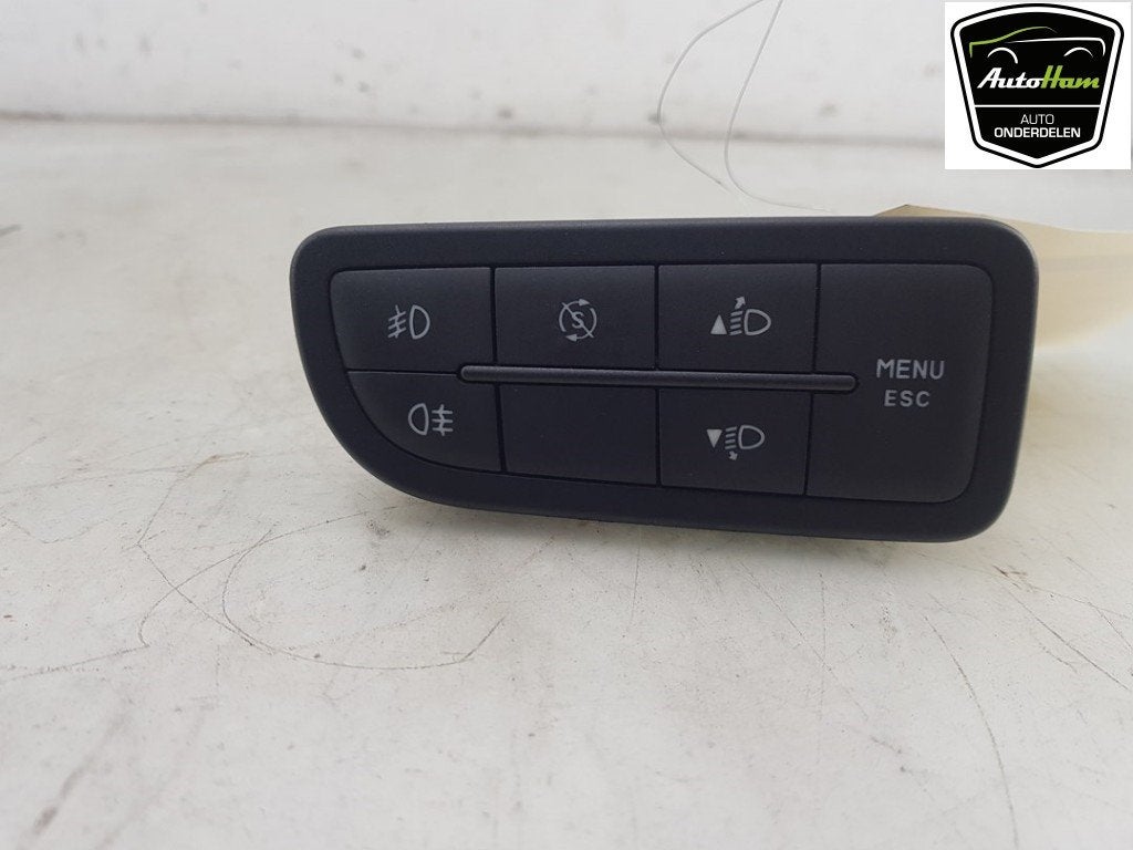 INTERRUPTEUR D'ECLAIRAGE MiTo (955) (|156088864|), Stellantis Europe S.p.A, IPC D1-09 Bahnhofsplatz
65423  Rüsselsheim am Main, DE