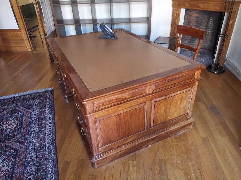 Bureau, Autres essences de bois