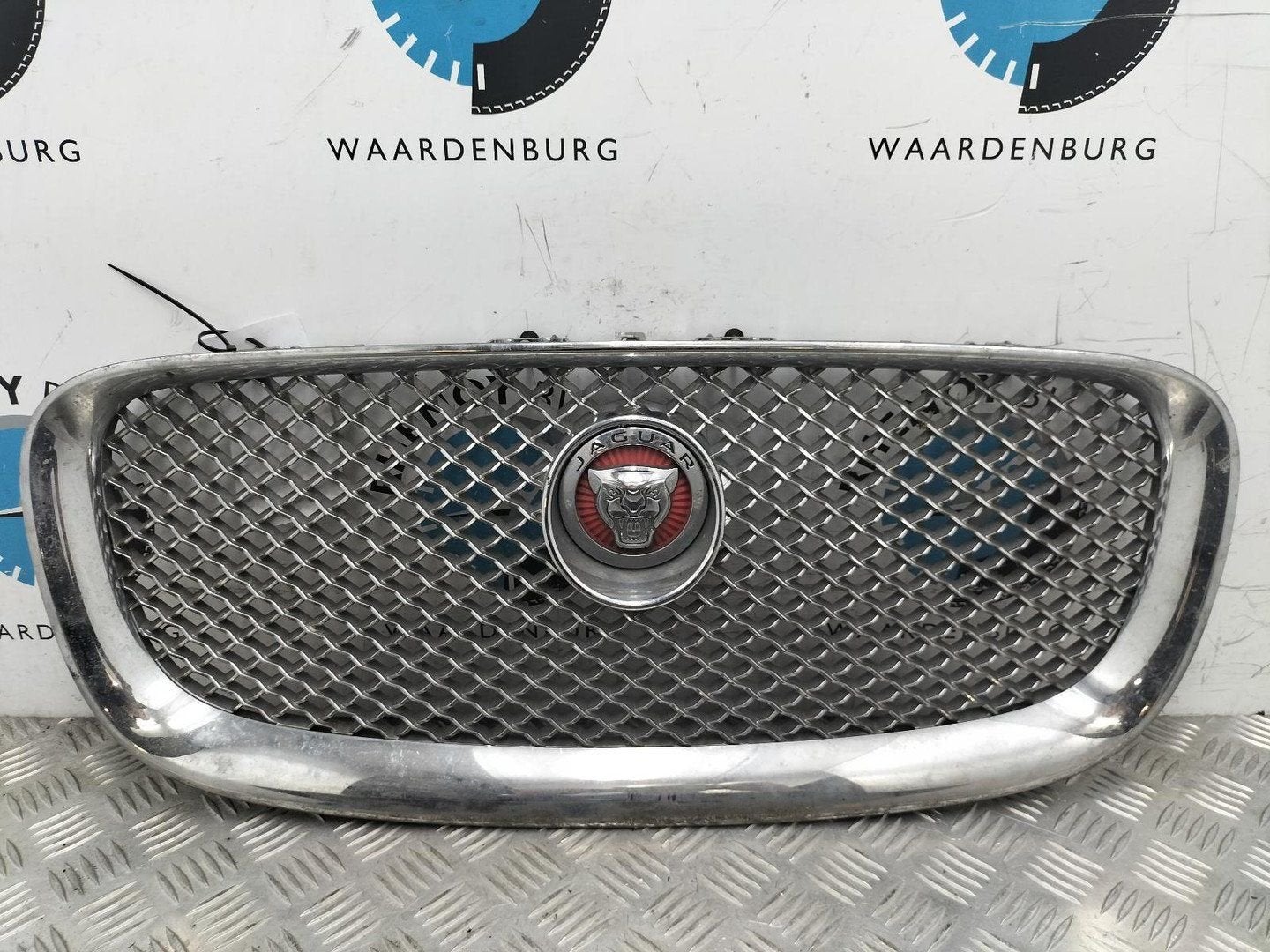 JAGUAR XF X250  GRILLE C2Z13199 2013, Auto-onderdelen, Ophalen of Verzenden, Gebruikt, ARN erkend
