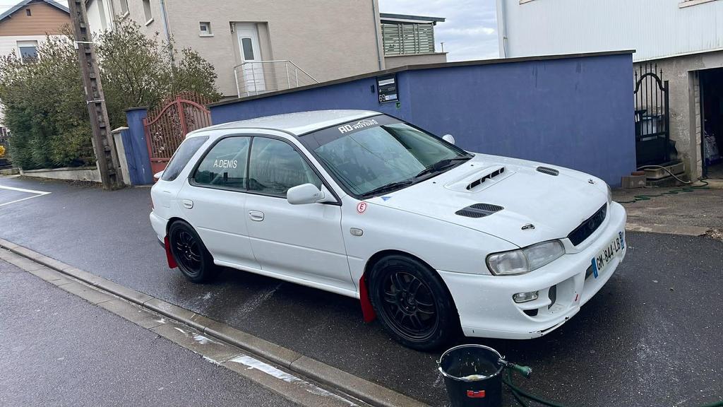 Subaru impreza gt break rallye/trackday, Autos, Achat, 2 places, 5 portes, Break