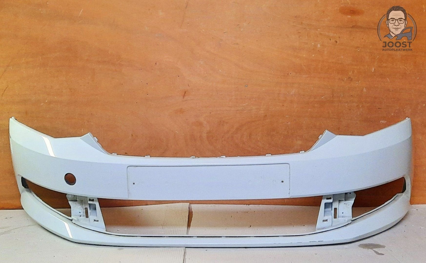 Voorbumper orgineel Skoda Fabia III 2014-2018 6V0807221, Gebruikt, Voor, Herkomst onderdeel bekend, Ophalen of Verzenden