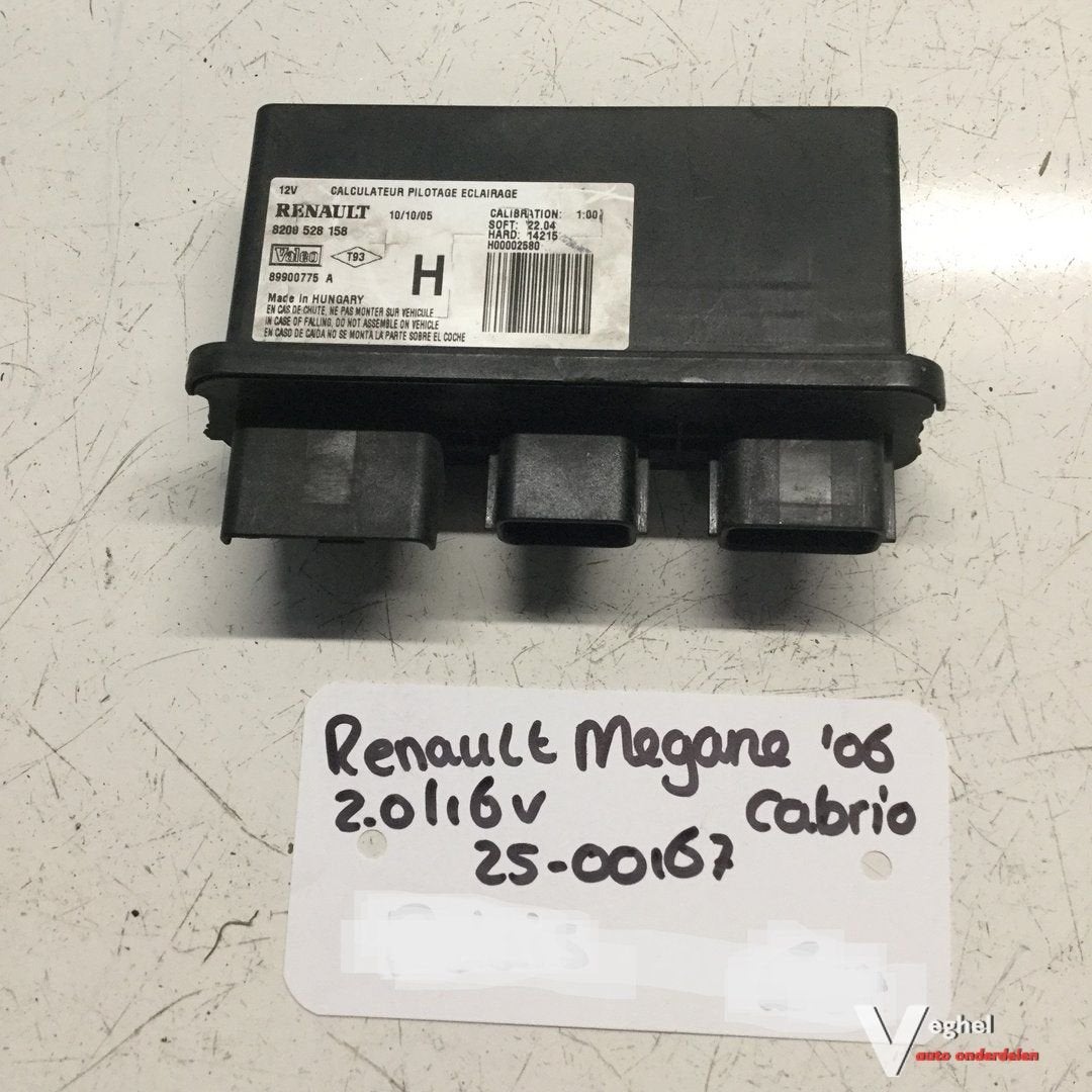 Renault Megane Cabrio 2.0 16v 2006 2500167  Xenon Module 820, Gebruikt, -, -, Ophalen of Verzenden