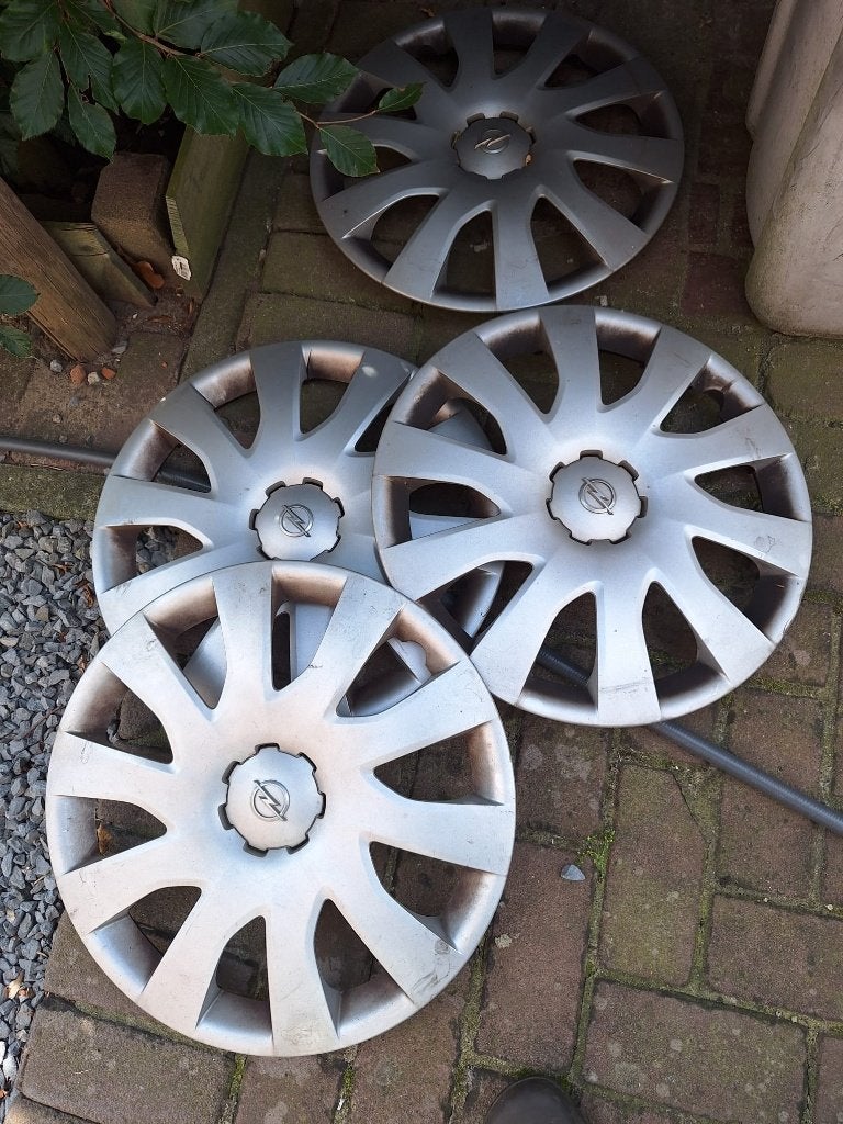 wieldoppen Opel Vivaro b 16 inch, Enlèvement, Utilisé