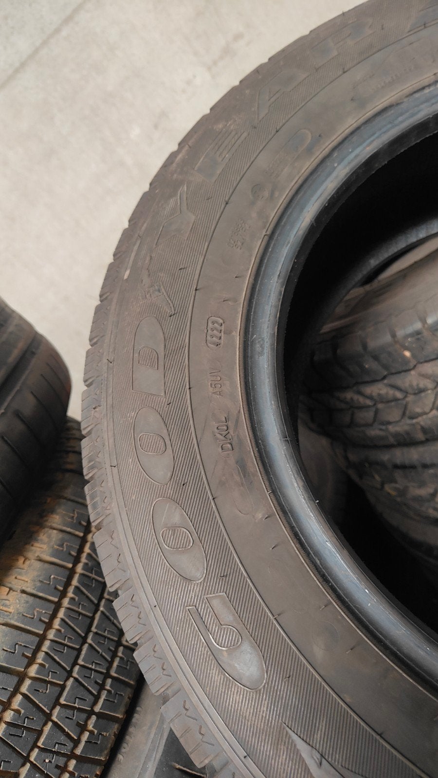 215/65r16c Goodyear 50€ per stuk met montage en balanceren, Ophalen