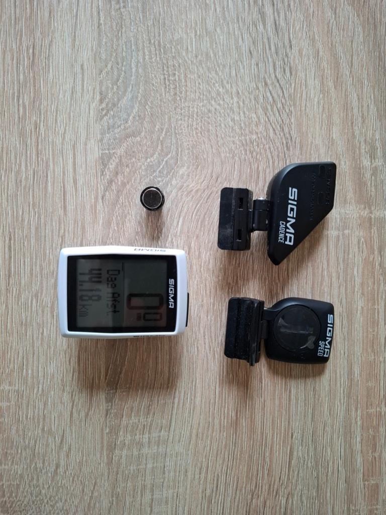 Sigma Fietscomputer + snelheids en cadansmeter, Fietsen en Brommers, Fietsaccessoires | Fietscomputers, Ophalen, Snelheidssensor