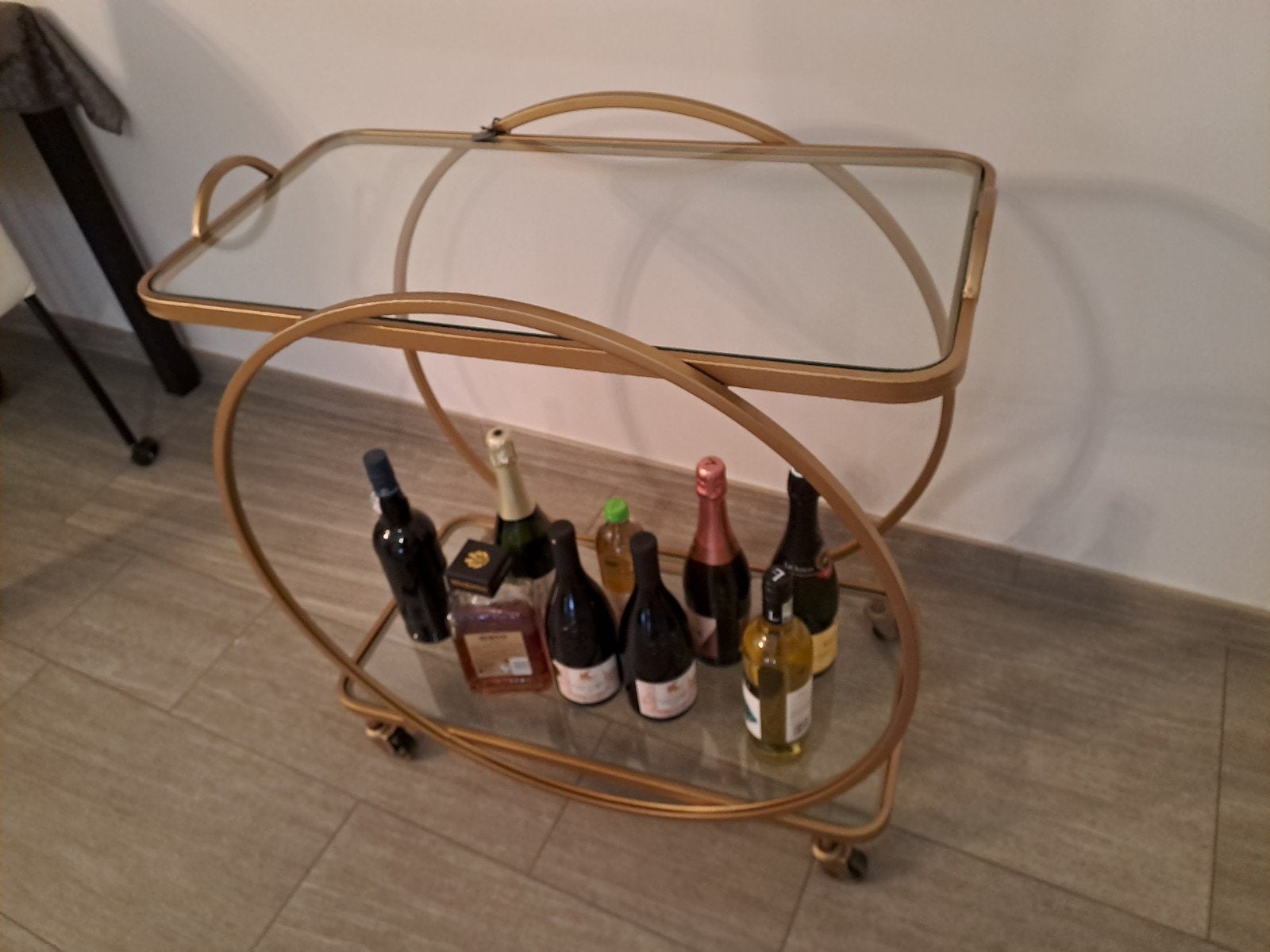 Luxe Bartafel met wieltjes., Huis en Inrichting, Ophalen
