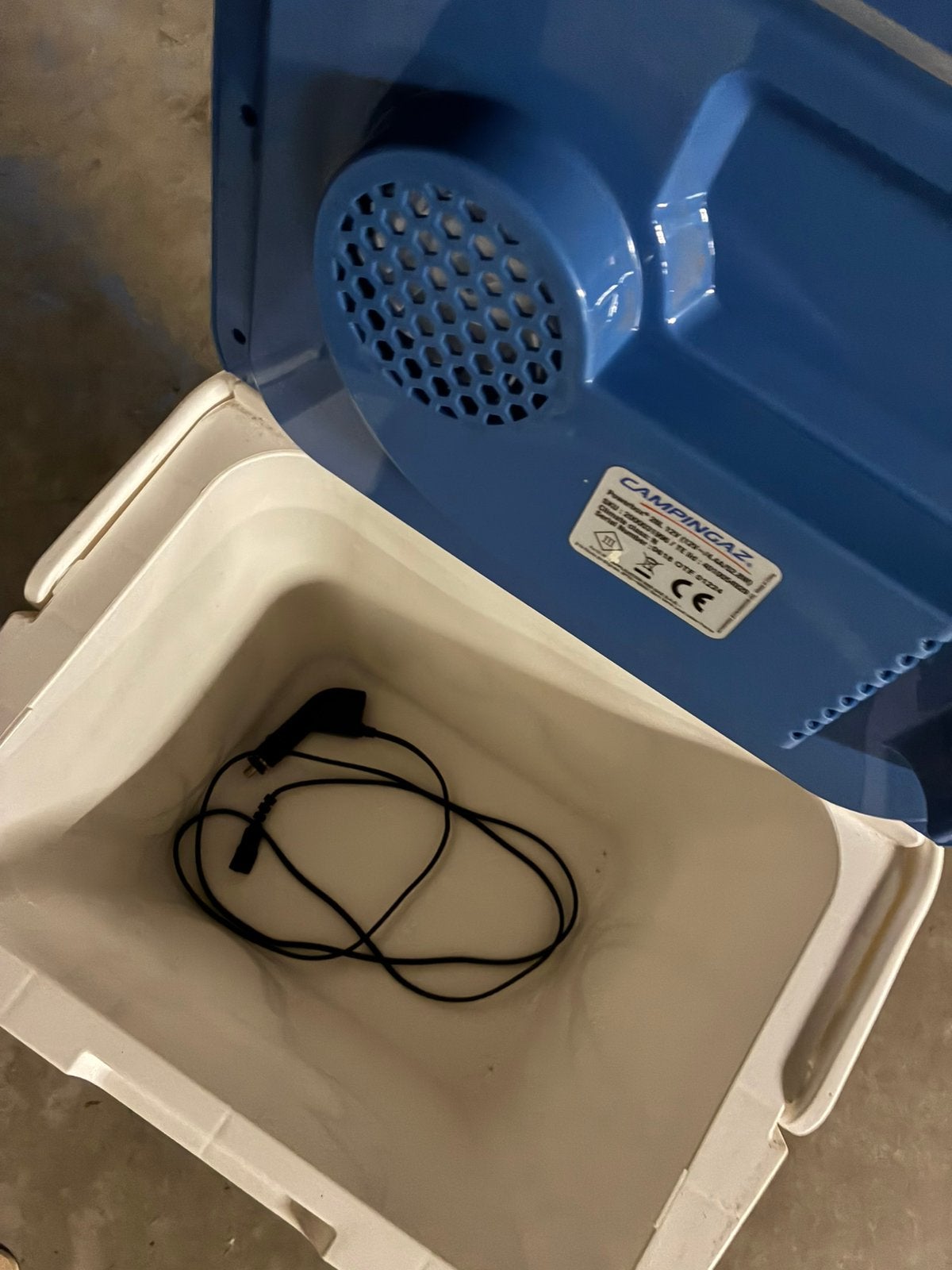 Campinggaz koelbox, Caravans en Kamperen, Ophalen, Zo goed als nieuw, Koelbox