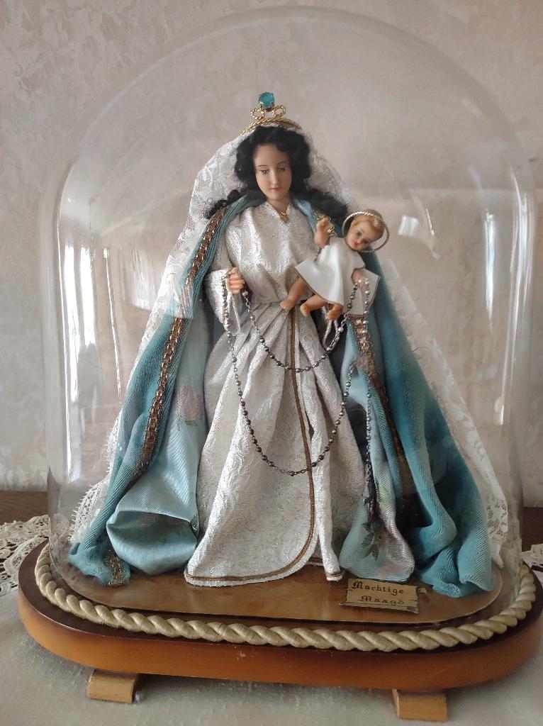 Madonna sous une cloche, Antiquités & Art, Enlèvement