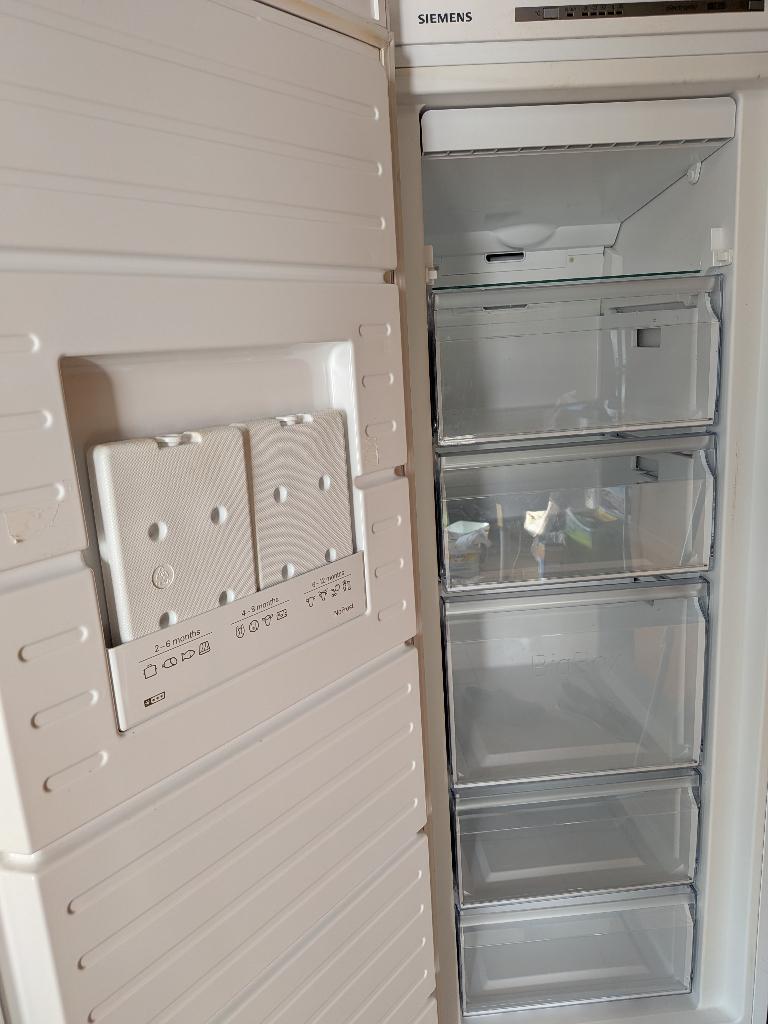 Siemens diepvries GS29NVW30 in zeer propere en goede staat, Gebruikt, 160 cm of meer, Energieklasse A of zuiniger, Ophalen